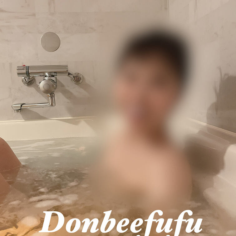 毎月、動画プランに入会された方に○○○の画像をプレゼントしています。
○○○の妻の素顔を想像して楽しんで頂ければ嬉しい