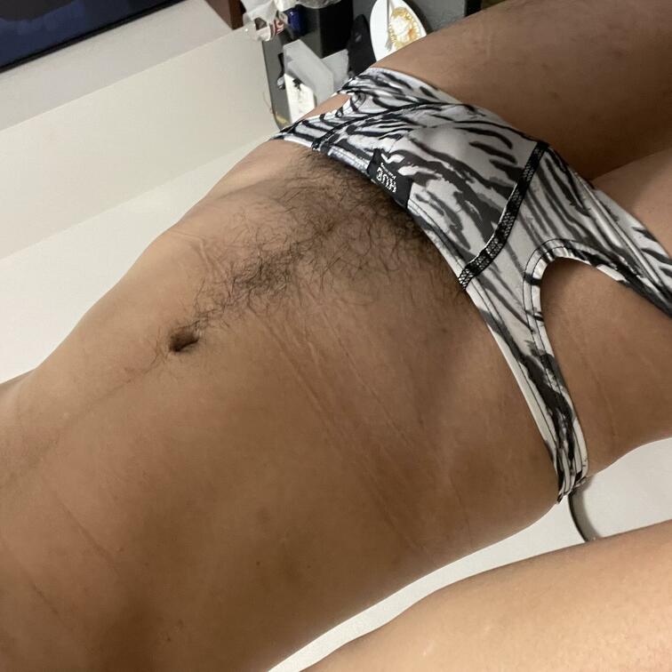 新しいパンツ買ってみた❗
めっちゃ際どい( *´꒳`* )
しかもコレ、しまむらに売ってたw