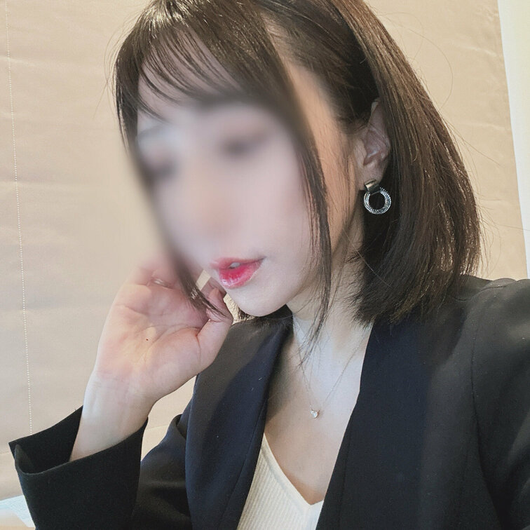 こんばんは人妻ゆうです💋

ゆうのお仕事スタイル🩷


無料動画も見てみてね💕
https://myfans