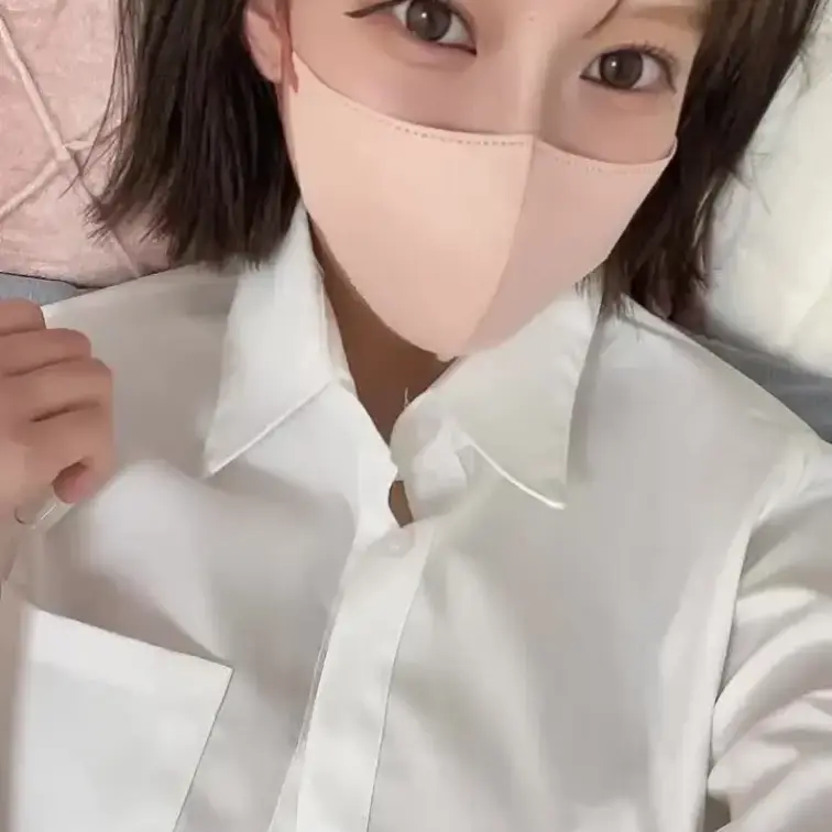制服からおっぱい！