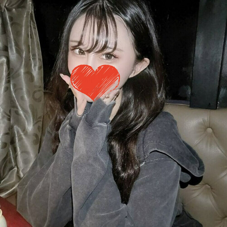 【完全顔出し】女子大出身の超名門お嬢様！！
エンドレスにイキまくる敏感体質！溢れ出す愛液。
フェラチオからのはじめて