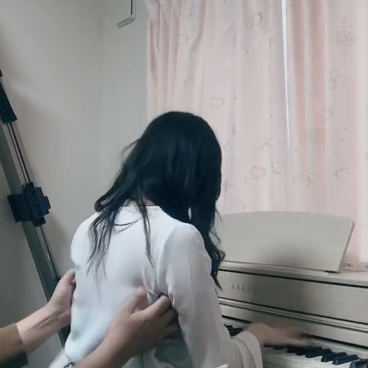皆様いつもご購入ありがとうございます☺️
今回のくすぐり動画はこちらです👍

是非見てあげてくださいね(  ˆОˆ