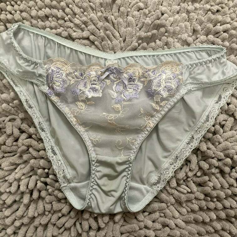 今日のるるのパンツです🥰