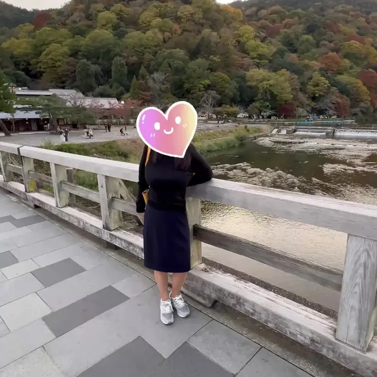 会社帰りだったから急遽だったけど
ライトアップへ
しかも上着は会社がばれちゃうから
脱いだらめちゃくちゃ寒くて
