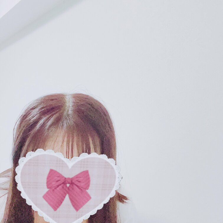 屈んだら見えちゃうちっぱい