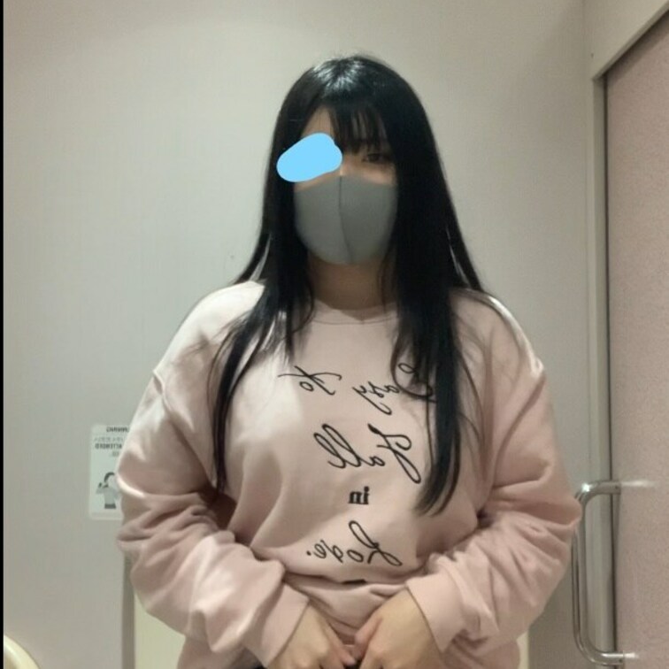 現在配信、単品販売中！
清楚むちろ○が公衆ト○レで自撮りオナ！
一生懸命声を我慢して痙攣イキ！