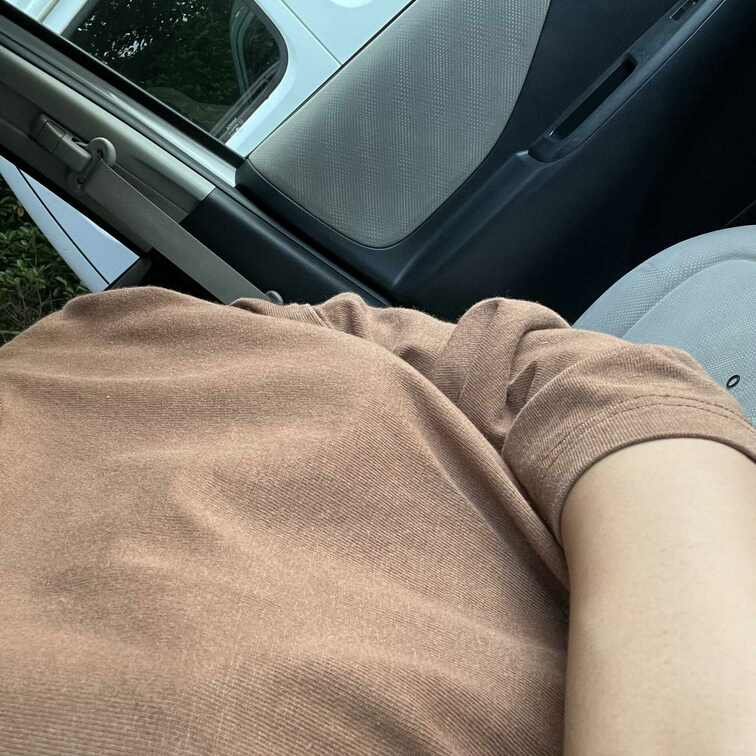 秘密の画像にどんな画像が入ってるのか
この写真みたら分かっちゃうかも…🫣？

もし分かった方いたら
服の中がどん