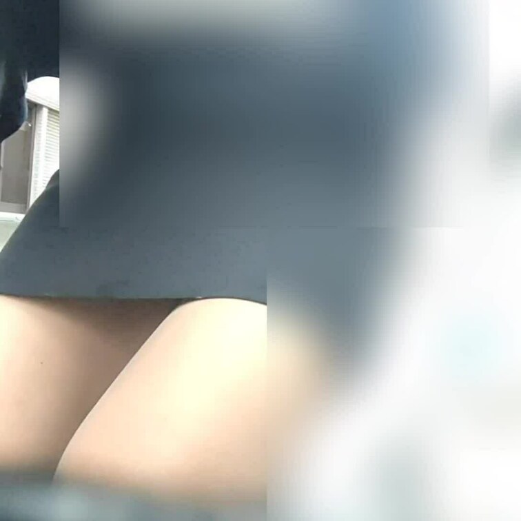 上位、お貢ぎ期限なし【世界初？営業女子の営業足をパンチ○視点で6分間も💜】グレーストッキング自転車営業脚。パンチ○もあっ
