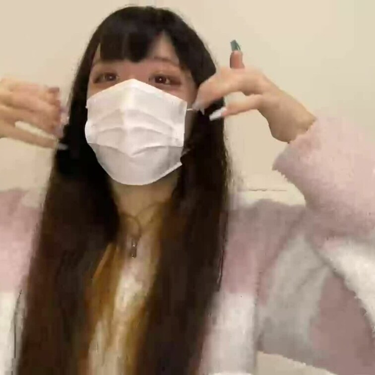 【みれい 20 歳】

みれいさんのライブ配信動画です
生配信 だと、1 回の有料配信を視聴すると、おおよそ平均 