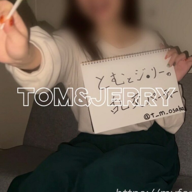 インタビュー📹

最近のOLはまんこもアナルも使われ、されるがまま○○○されるって言うところまでが業務内容です。
