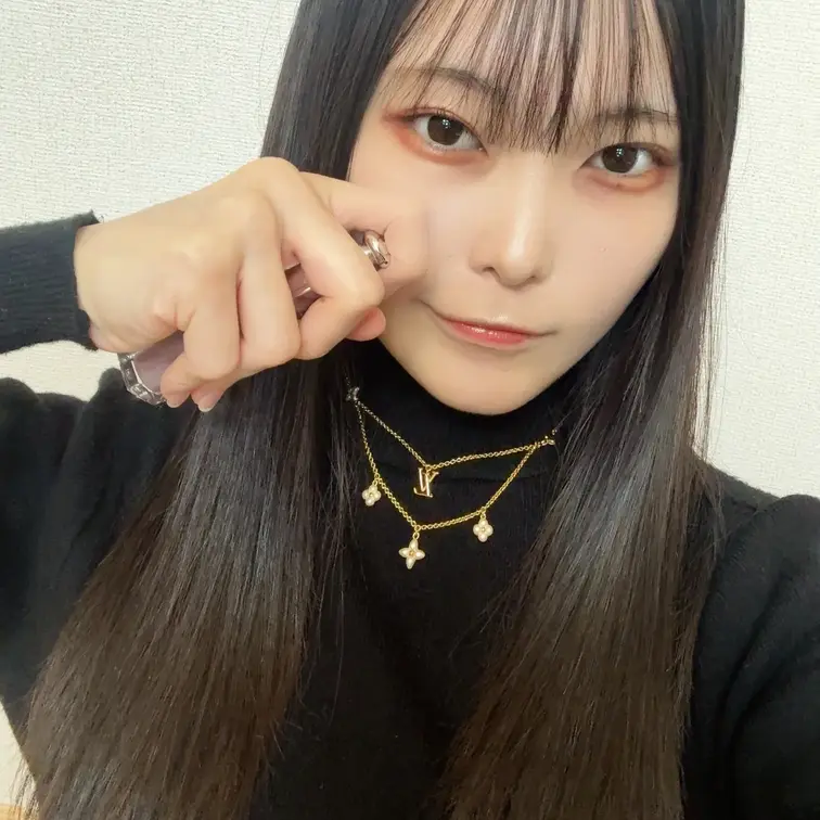 セクシーでもなんでもない、中の人はこういう顔ですよというだけの写真です