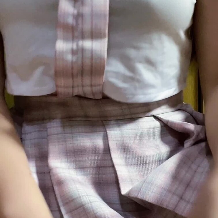 久しぶりの制服 👔🎀