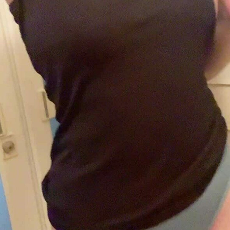 一昨日の下着♡
Tバックのくい込みってたまにえちかな？