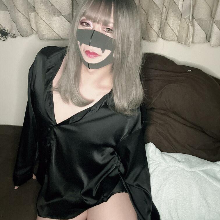 サテンパジャマ💕