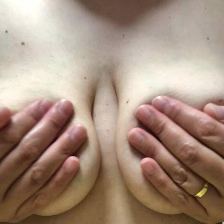手ブラ🖐️