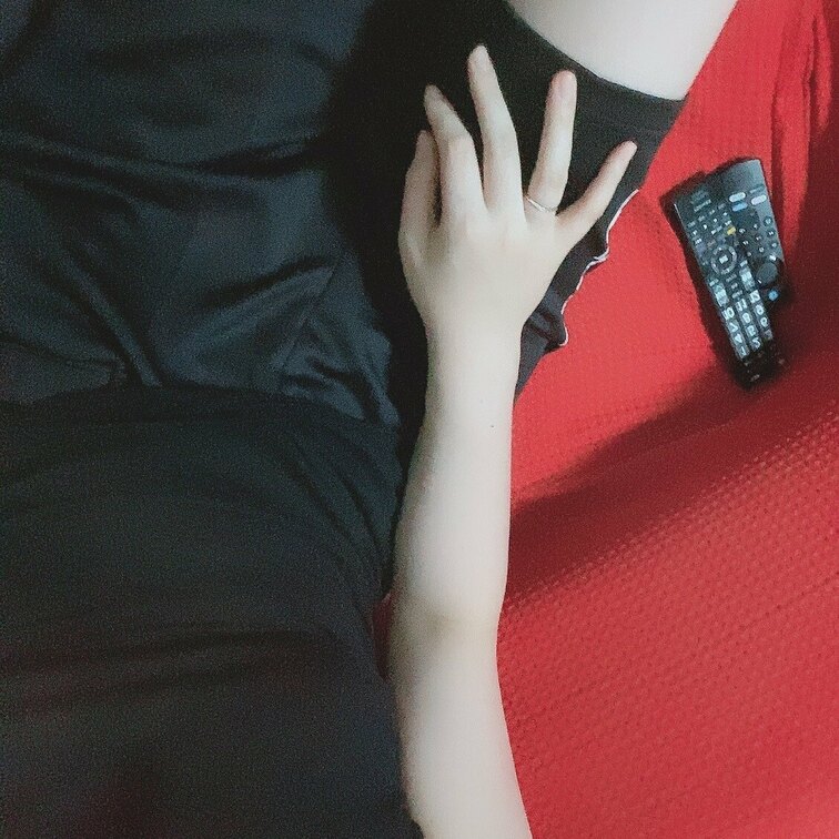 撮ってた写真先にあげときますね?
今日えっちなのとるね、、?どんなのがいいかリクエストもらえたらやってみます!