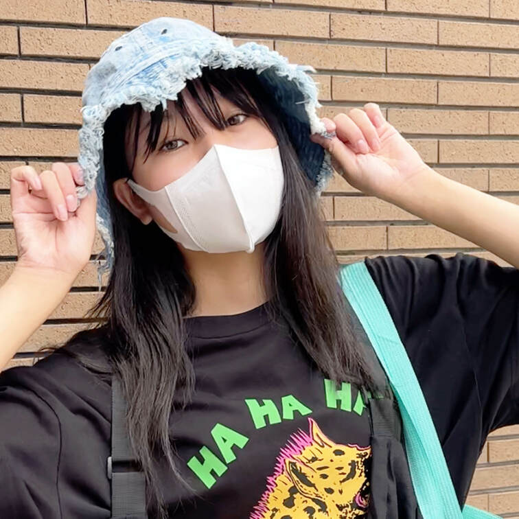 #94【NANASE 22歳】
今回ストリートスナップに協力してくれたのは、ゆるめのアウトドアコーデを着こなすNANA