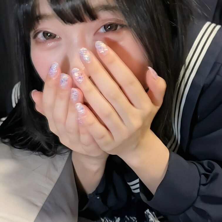 🆓🆓最強のセーラー服ちゃん。改心したのか黒髪になって再登場！！エロさイケイケ、見た目最高にセーラー服マッチ！！【お年玉と