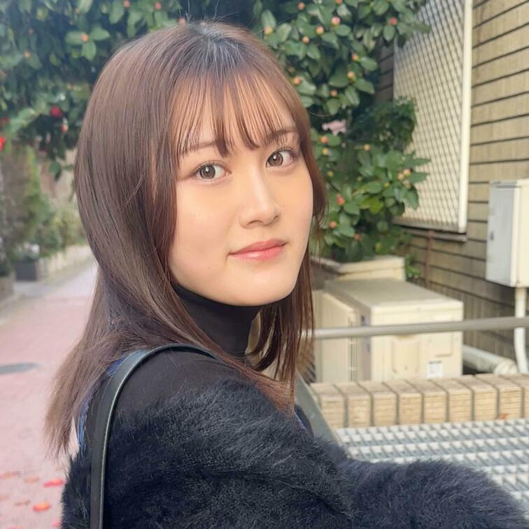 #145【MISAKI 23歳】
今回ストリートスナップに協力してくれたのは、黒のカーディガンを使ったガーリーなコーデ