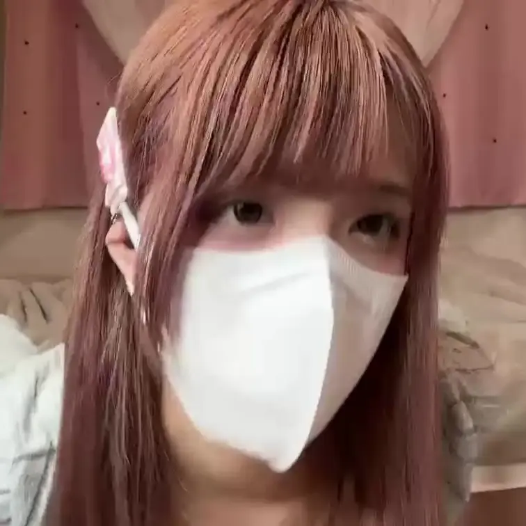 【みれい 20 歳】

みれいさんのライブ配信動画です
生ライブ配信だと、1 回の有料配信を視聴すると、おおよそ平