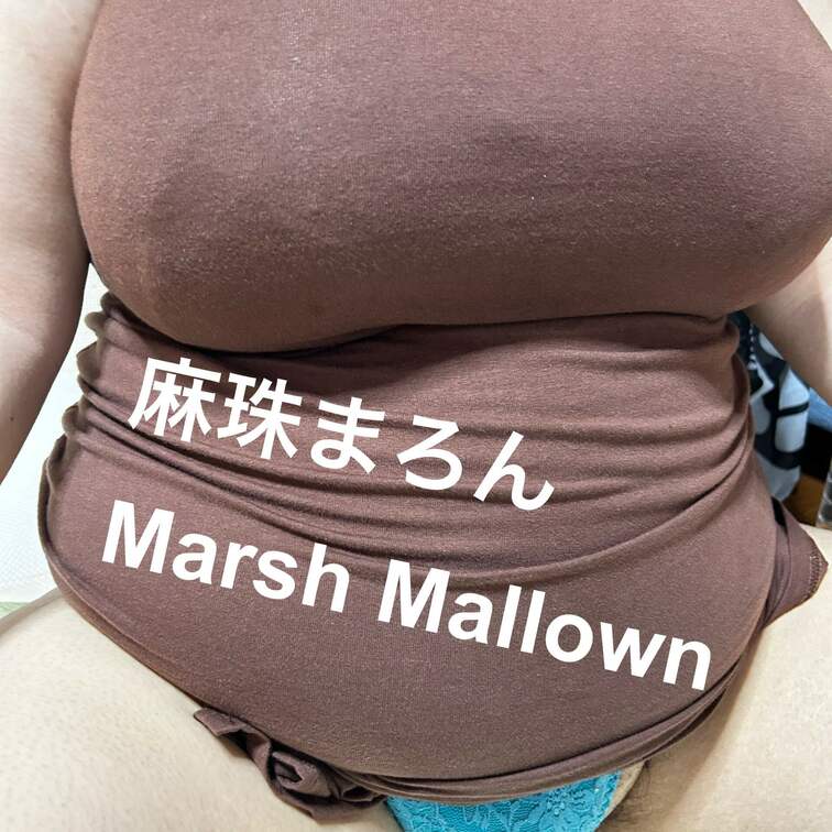 巨乳見て、今日も頑張ろう!!
Get energy from my big boobs!!