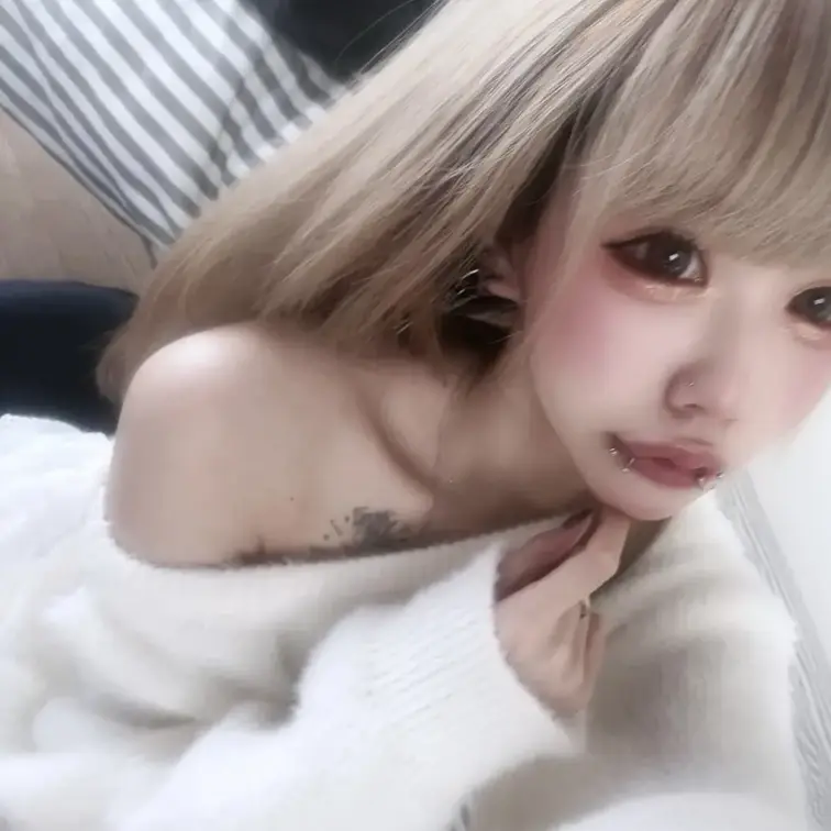 前の写真だからメイク濃いめ