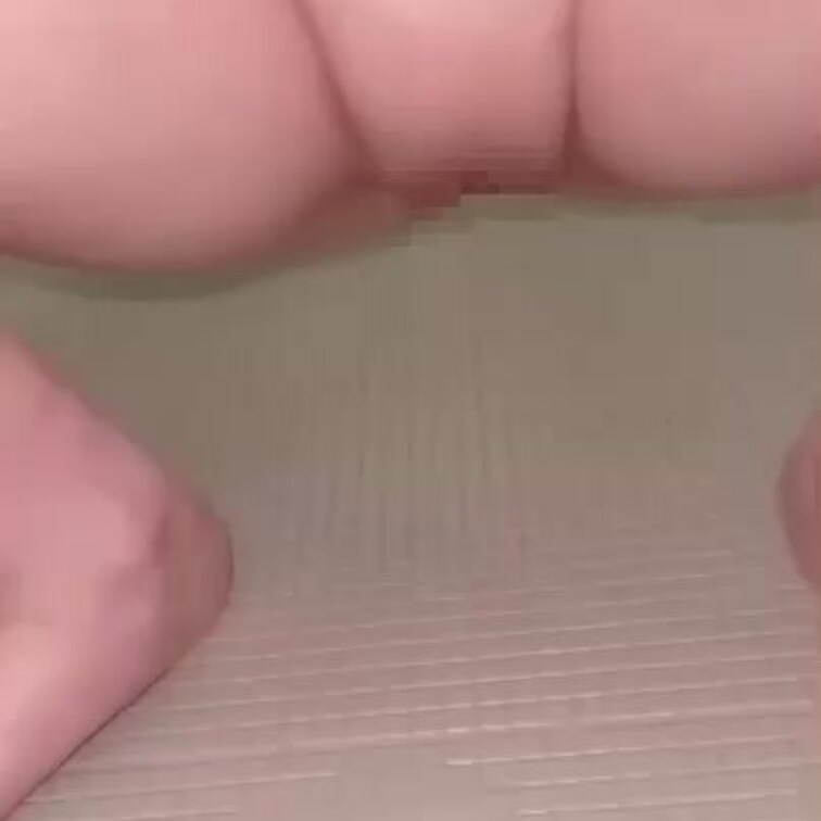 ○○○の美少女○○○のおしっこ動画です