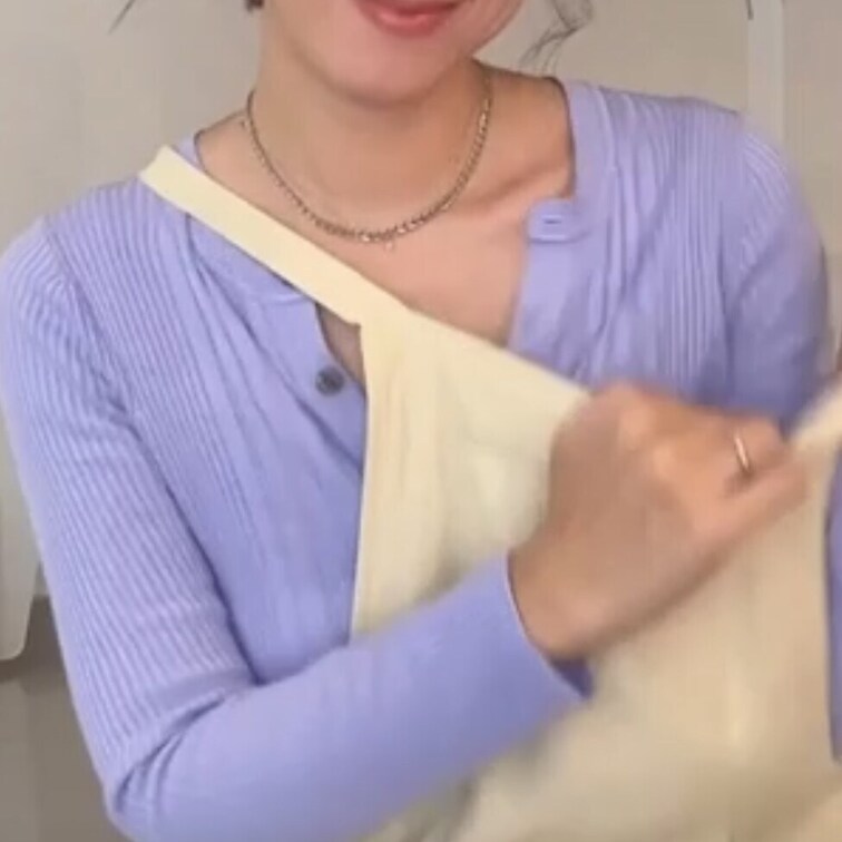 【にと子奉行倶楽部日記】
ようやく涼しくなりキッチンも過ごしやすくなってきました✨我が家のキッチンにはエアコンが無いか