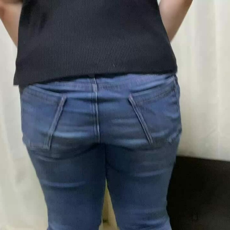 このデニムお尻の穴押さえつけるから出にくい🥺