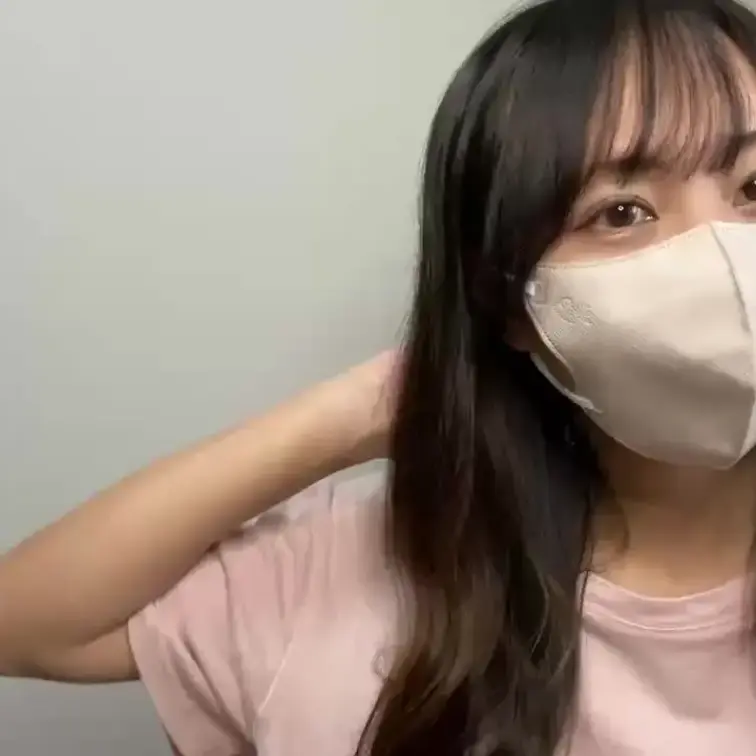 【あず 23 歳】

あずさんのライブ配信動画です
生ライブ配信だと、1 回の有料配信を視聴すると、おおよそ平均 