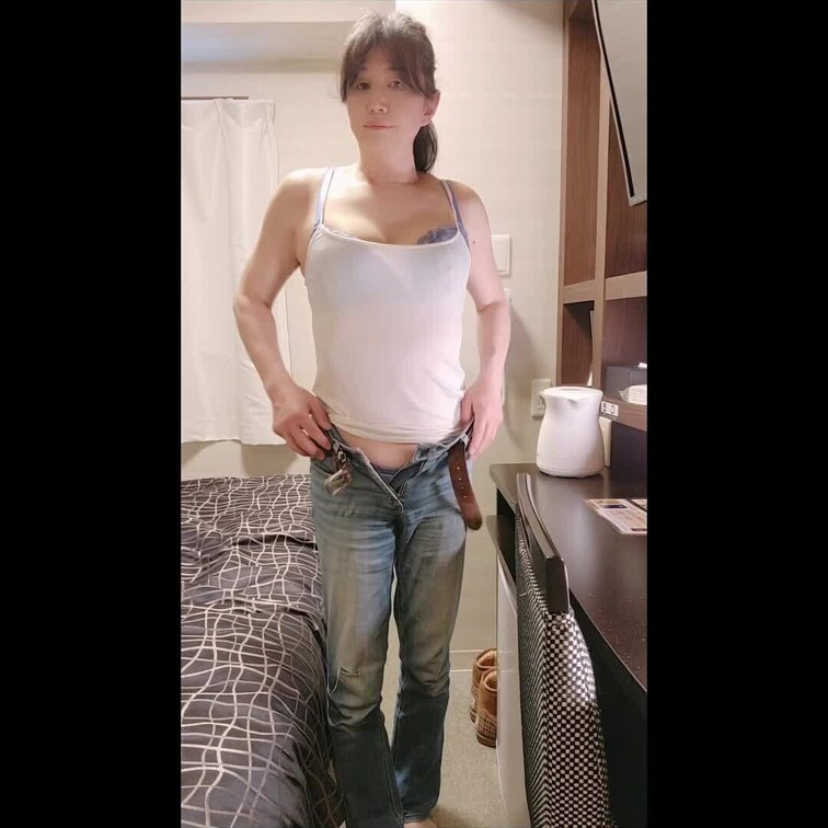 こんにちは(#^.^#)

今回は脱衣編のサンプ動画です。
是非ともブライトプランでお楽しみくださいませ(^_-)