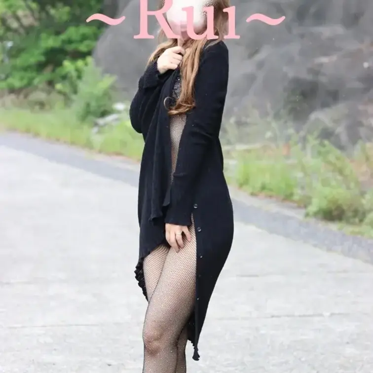 野外撮影って開放的になれるのとハラハラドキドキが大好き💕