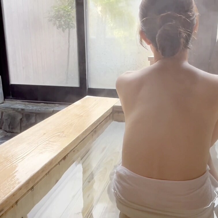【温泉女子】福岡県にある貸切温泉に行ってきました🥰

YouTube動画、ボカシ無しフルムービーです😘