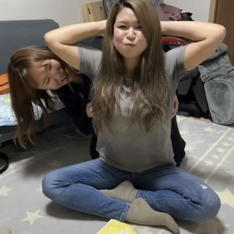 皆様いつもご購入ありがとうございます☺️
今回のくすぐり動画はこちらです👍

是非見てあげてくださいね(  ˆОˆ