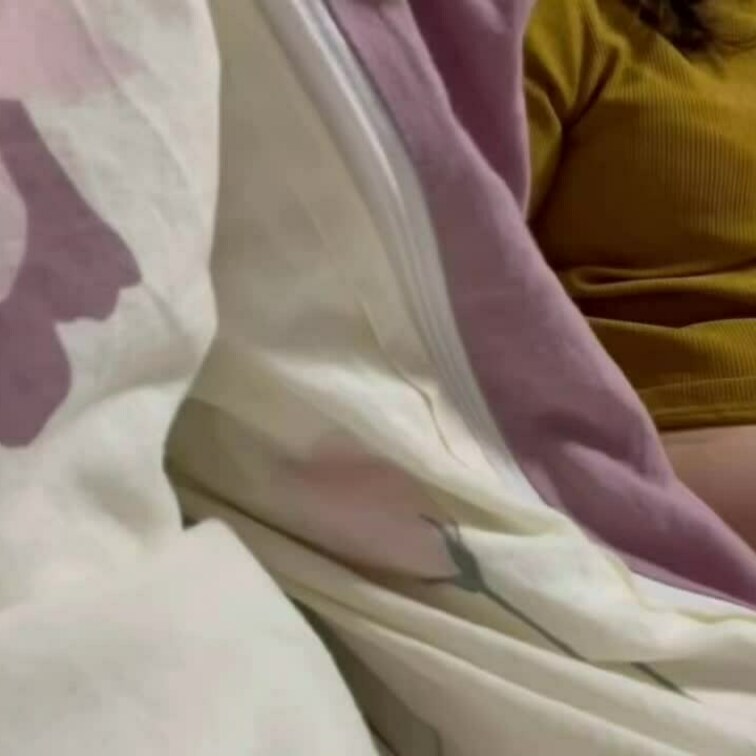 僕の大好きな彼女、ゆりなちゃんの記念すべき第一弾！！僕はこの動画で何度もシコってしまいました…