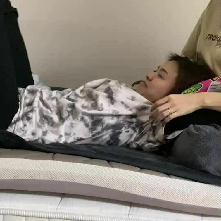 皆様いつもご購入ありがとうございます☺️
今回のくすぐり動画はこちらです👍

是非見てあげてくださいね(  ˆОˆ