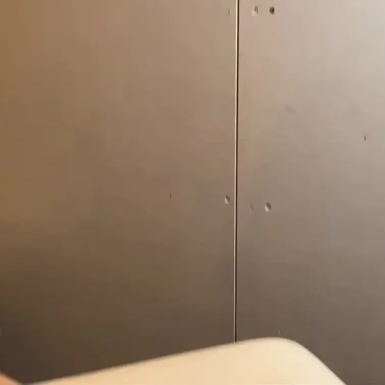 下着でストレッチ受けてみた！の手持ちカメラ接写編。色んなものがはみ出てないかな？ドキドキしながらの施術。ここから何か起き