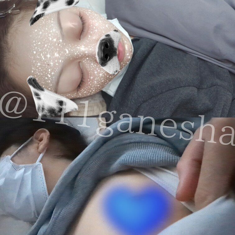 寝てる姿見てるとイタズラしたくなります。笑