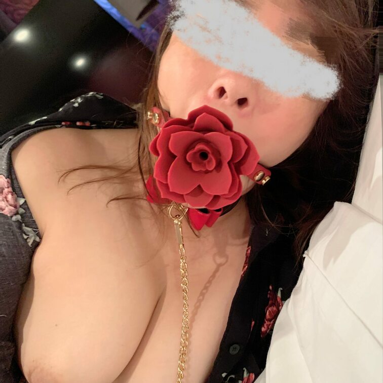 ローズ口枷🌹
おっぱいぽ○○○💕