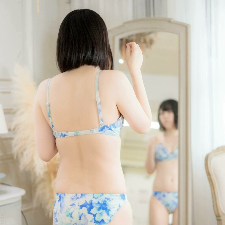 明日もお休みのかた、
ゆったりとした夜をお過ごしください。

私は…仕事です(:3_ヽ)_