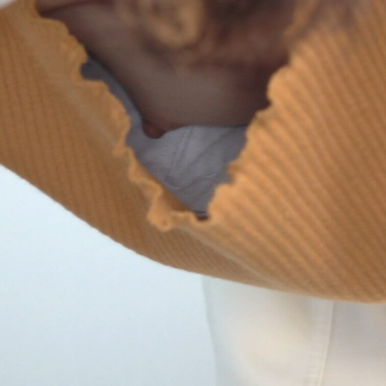 ちょい見せ。本編はこちらから→
#08【陶芸中の胸チラ】ブラが浮きまくりで乳首まで丸見え○○○系女子ちゃん！！

