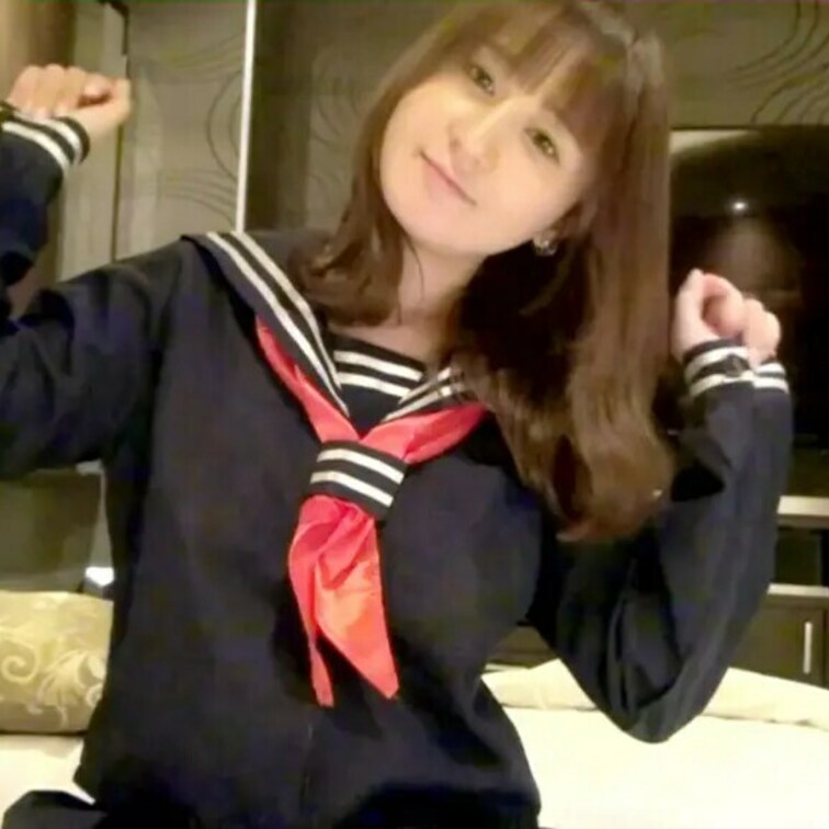 制服♡バイブオナニー

30歳で制服……アリですか？？🥺