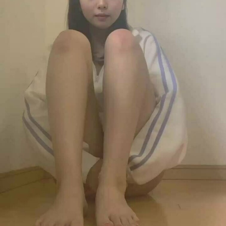 みなですっ
今日はInstagramでは見せれないショート動画だよ～っっ(*ﾉωﾉ)

足結構器用なの!!
この