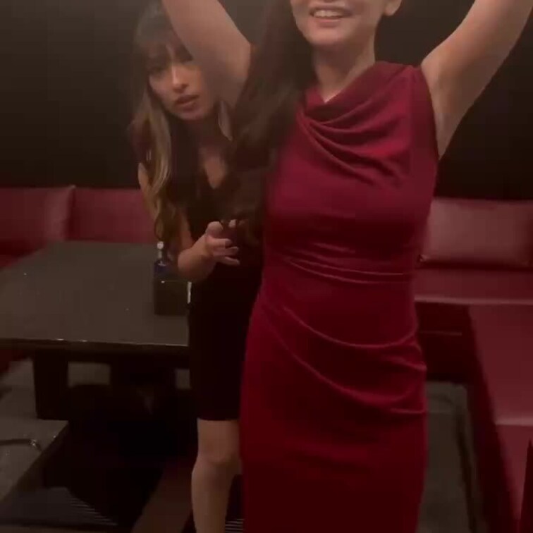 皆様大変お待たせしました！
今回のくすぐり動画はこちらです👍

是非いっぱい見てあげてくださいね(  ˆОˆ  )