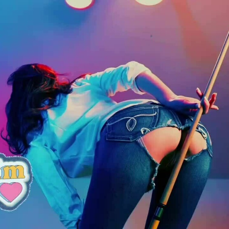 本当は、今週「穴あきジーンズぬるぬるローションマッサージ動画」を撮影予定でしたが、


雑務が多すぎて断念してしま