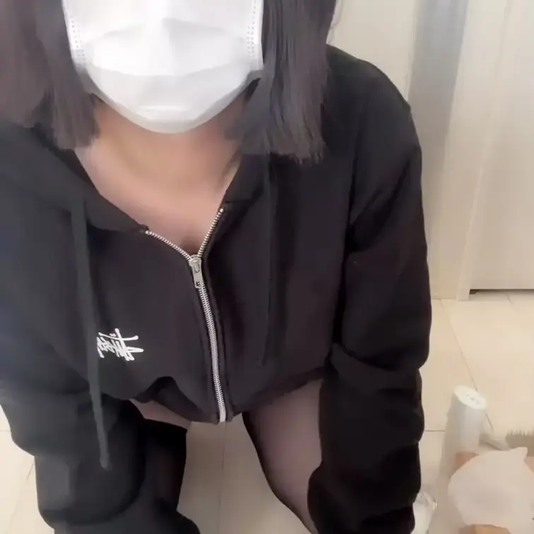 るなのおまんこでひとりえっち！
そろそろほんものほしくなってきちゃう😢