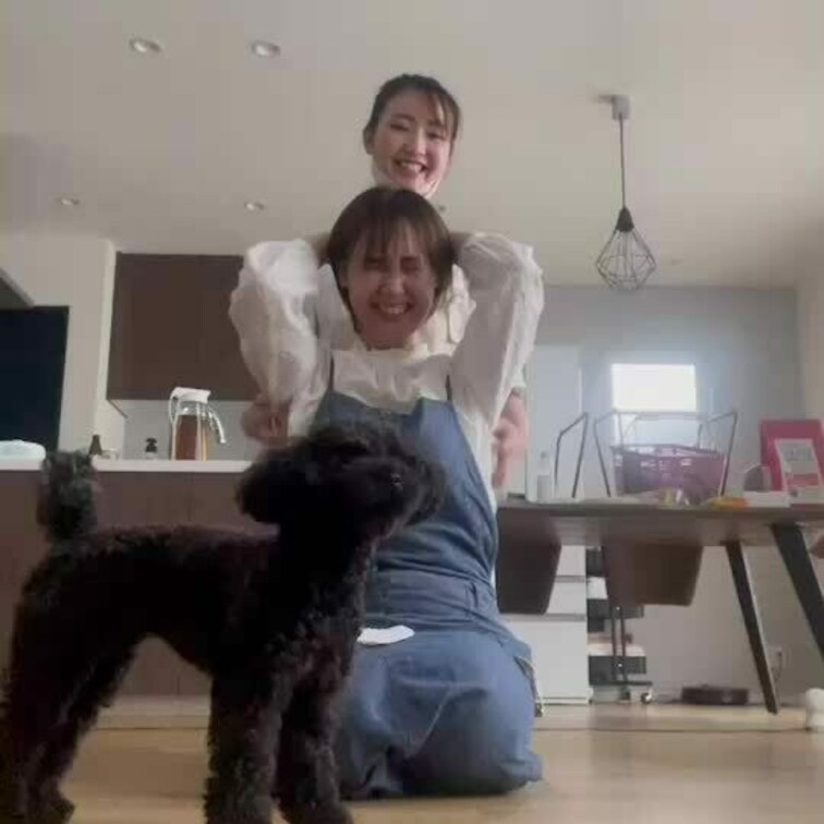 皆様いつもご購入ありがとうございます☺️
今回のくすぐり動画はこちらです👍

是非見てあげてくださいね(  ˆОˆ