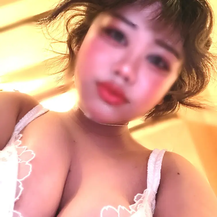 主観だね♡
上と下どっち派かな、？ちな奥まであたるの上だからそっち派だね〜