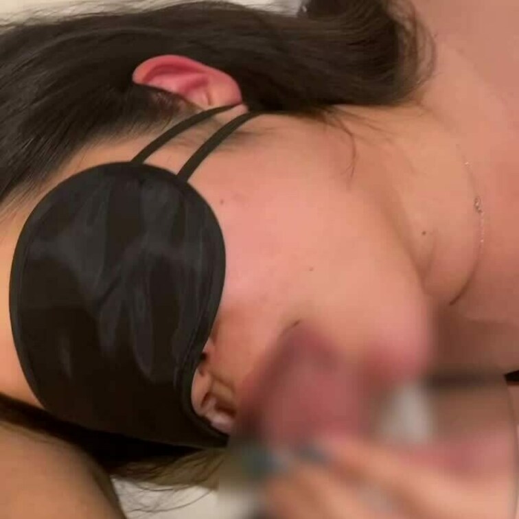 巨尻人妻
裏筋重視の極上エロ過ぎるフェラ