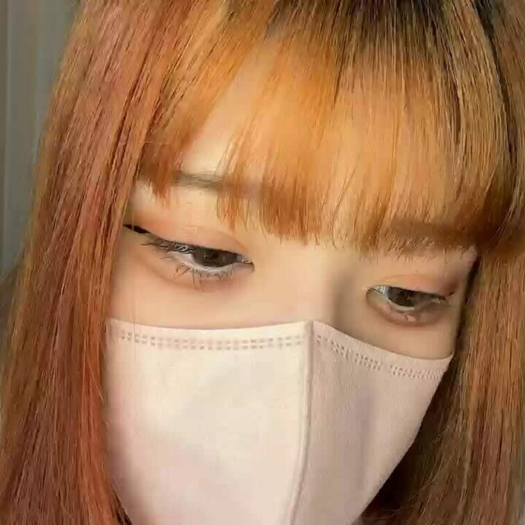 【みれい 20 歳】

みれいさんのライブ配信動画です
生配信 だと、1 回の有料配信を視聴すると、おおよそ平均 